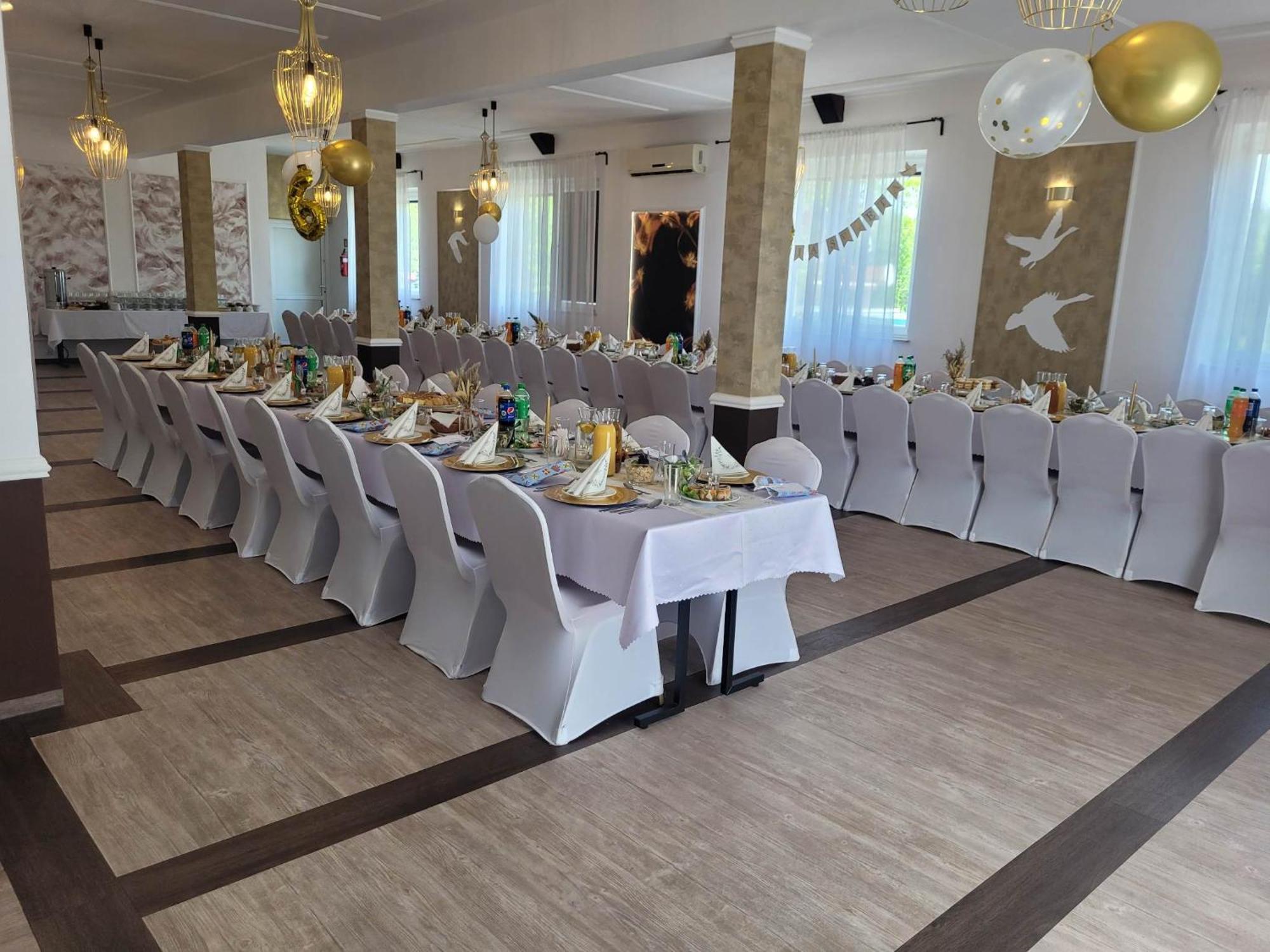 Zlote Pioro Bed & Breakfast Nisko Ngoại thất bức ảnh